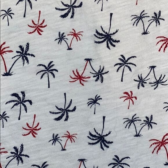 4 for $50 🎃 Old Navy Patriotic Palm Tree Tee Red, White & Blue - Picture 2 of 5